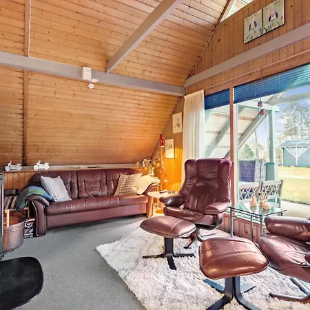 2 Bedroom Beautiful In